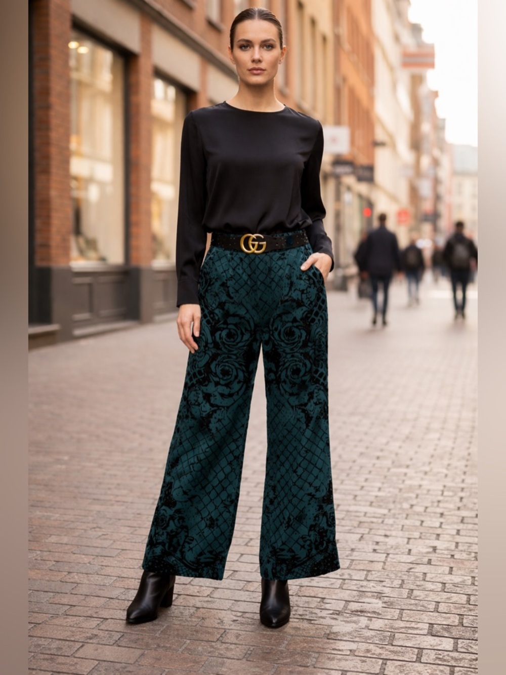 H&M BALMAIN SIZE 2 NWT  Black and Teal Patterned Women's Pants